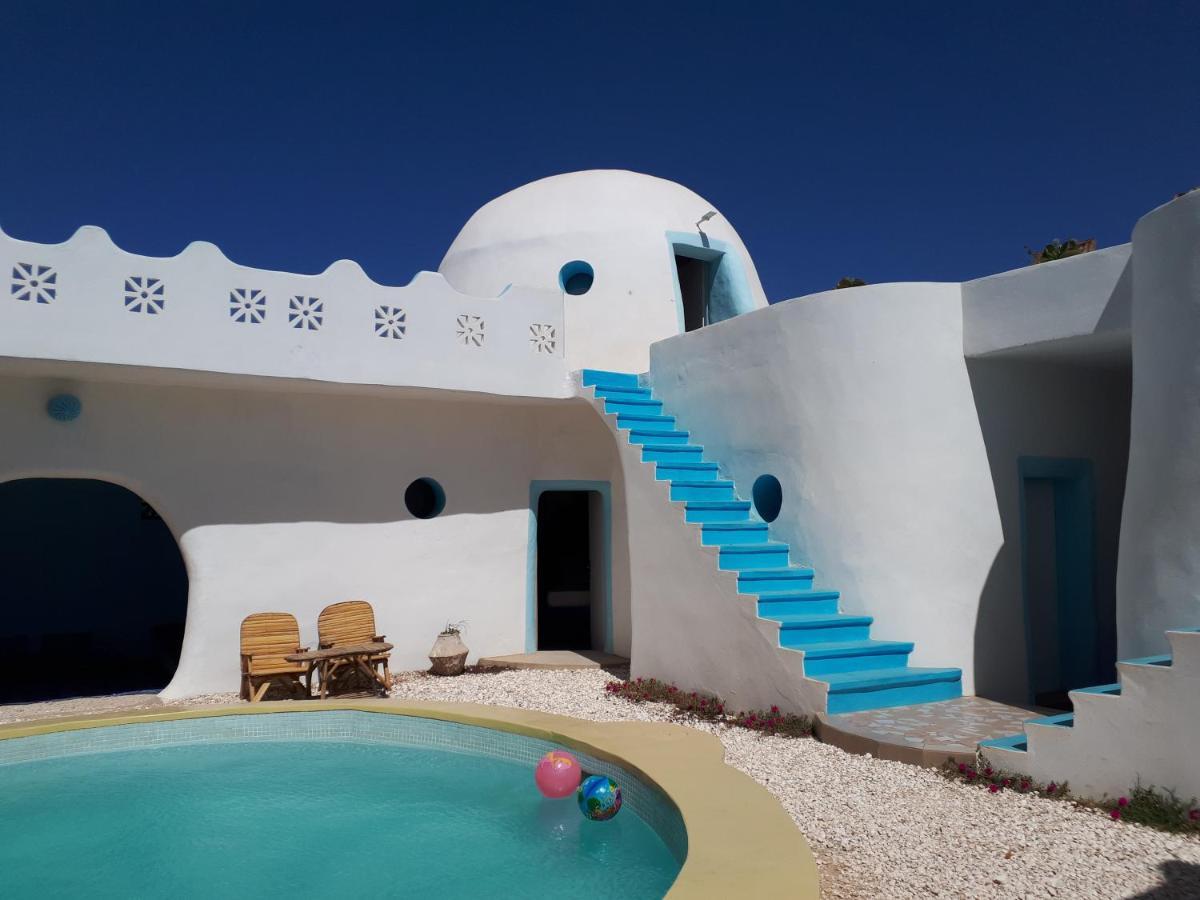La Maison Blanche Deni Biram Ndao Esterno foto